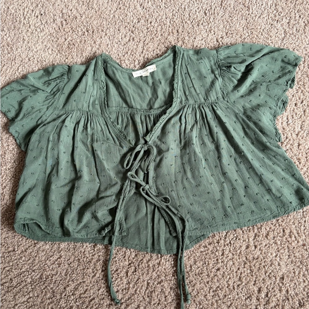 La Hearts Sage Green Tie-Front Crop Top